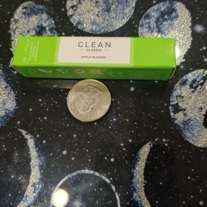 Classic apple blossom